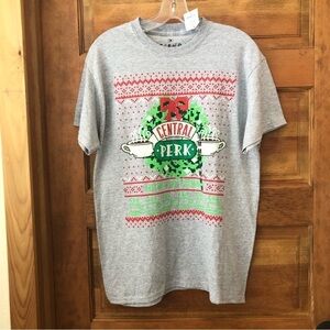 FRIENDS TV SERIES/ NWT/ Central Perk Coffee/ Gray/ Christmas Tee/ size M